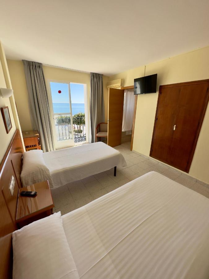 Hotel Cabello 토레몰리노스 외부 사진