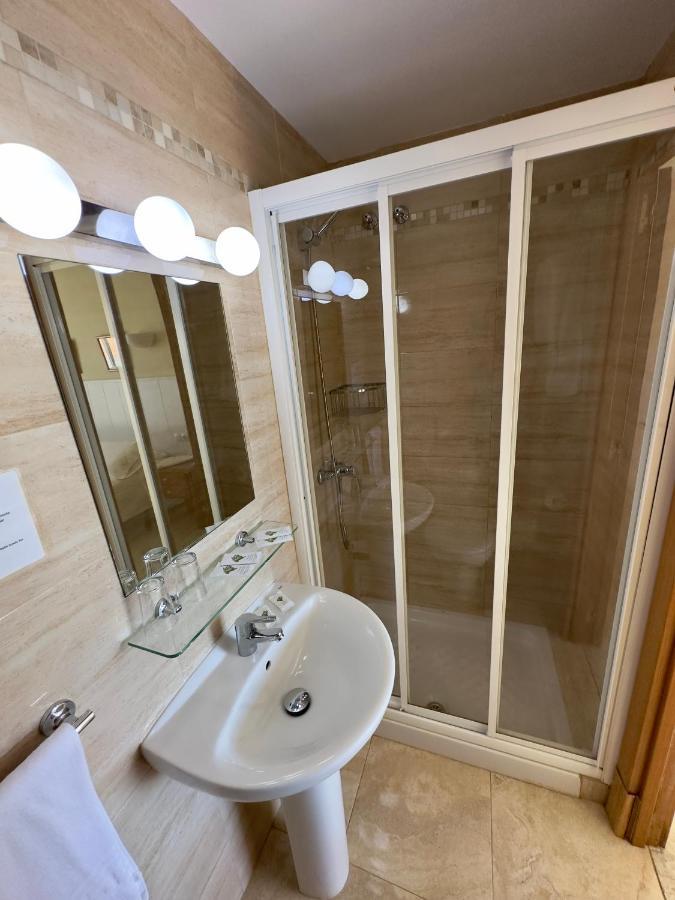Hotel Cabello 토레몰리노스 외부 사진